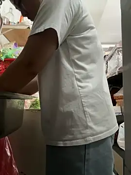 Snapshot of sharon-Hanna chatting on October 27, 2025, 2:04 am sharon-Hanna online show from October 27, 2025, 2:04 am