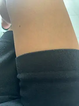 Snapshot of sharon-Hanna chatting on November 11, 2025, 2:00 am sharon-Hanna online show from November 11, 2025, 2:00 am