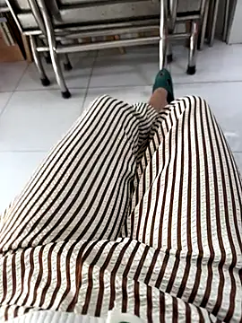 Snapshot of sharon-Hanna chatting on December 3, 2025, 1:13 am sharon-Hanna online show from December 3, 2025, 1:13 am