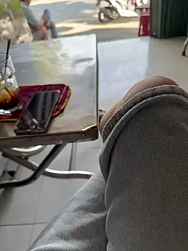 Snapshot of sharon-Hanna chatting on December 16, 2025, 1:32 am sharon-Hanna online show from December 16, 2025, 1:32 am