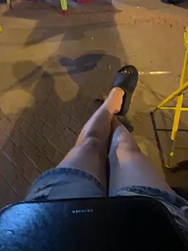 Snapshot of sharon-Hanna chatting on December 16, 2025, 2:55 pm sharon-Hanna online show from December 16, 2025, 2:55 pm