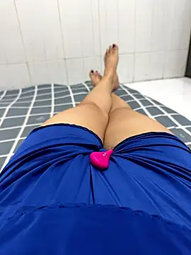 Snapshot of sharon-Hanna chatting on January 9, 2026, 2:42 pm sharon-Hanna online show from January 9, 2026, 2:42 pm