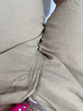 Snapshot of sharon-Hanna chatting on February 1, 2026, 1:59 am sharon-Hanna online show from February 1, 2026, 1:59 am