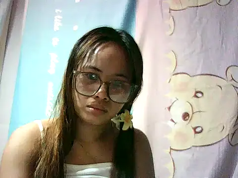 Katrina Summer online show from December 15, 2025, 8:46 pm