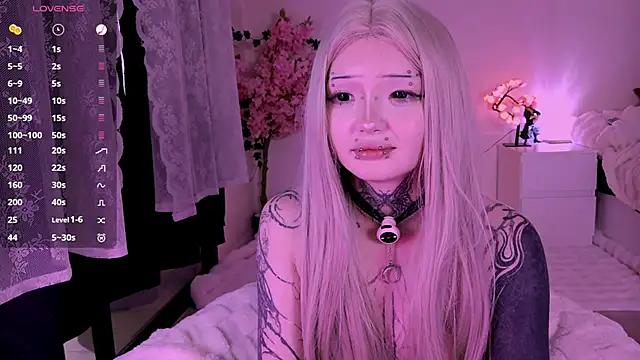 Snapshot of Lein_Bone chatting on February 20, 2026, 6:26 am Lein Bone online show from February 20, 2026, 6:26 am