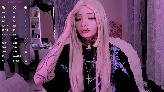 Snapshot of Lein_Bone chatting on April 9, 2026, 12:10 am Lein Bone online show from April 9, 2026, 12:10 am