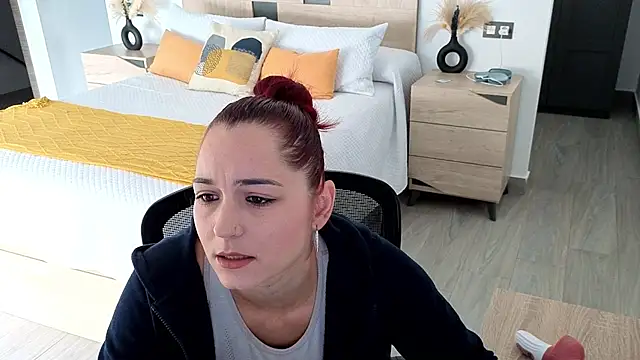 Snapshot of morninglorytv chatting on May 12, 2026, 8:11 am morninglorytv online show from May 12, 2026, 8:11 am