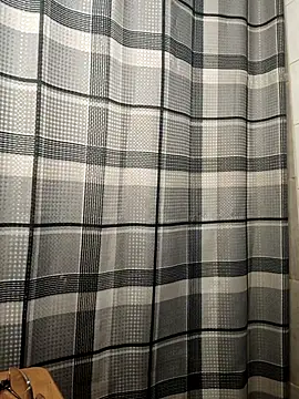 Snapshot of ShawnandDani7074 chatting on March 26, 2026, 3:34 am ShawnandDani7074 online show from March 26, 2026, 3:34 am