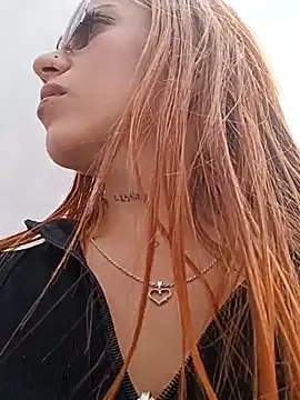 Alis xxx online show from October 8, 2025, 7:00 pm