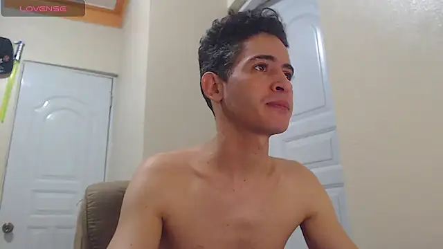 Snapshot of Sexxx20 chatting on January 10, 2026, 12:23 am Sexxx20 online show from January 10, 2026, 12:23 am