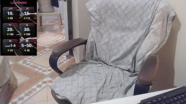 Sexxx20 online show from April 5, 2026, 7:49 am