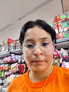 Lily-o online show from December 2, 2025, 3:29 pm