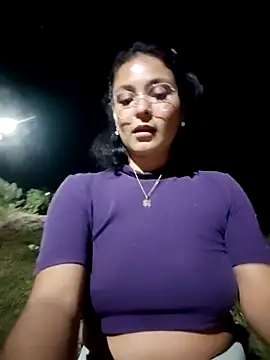 Lily-o online show from December 17, 2025, 3:23 am