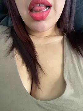 Vik gomez online show from September 25, 2025, 5:16 pm