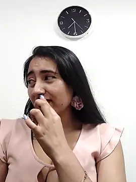 AMATISTA  16 online show from September 23, 2025, 12:30 pm