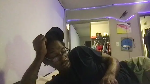 Snapshot of Triggerhappycj100 chatting on September 19, 2025, 1:51 am Triggerhappycj100 online show from September 19, 2025, 1:51 am