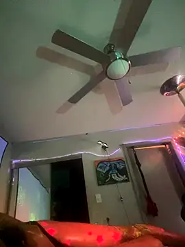 Snapshot of Triggerhappycj100 chatting on October 20, 2025, 10:49 am Triggerhappycj100 online show from October 20, 2025, 10:49 am