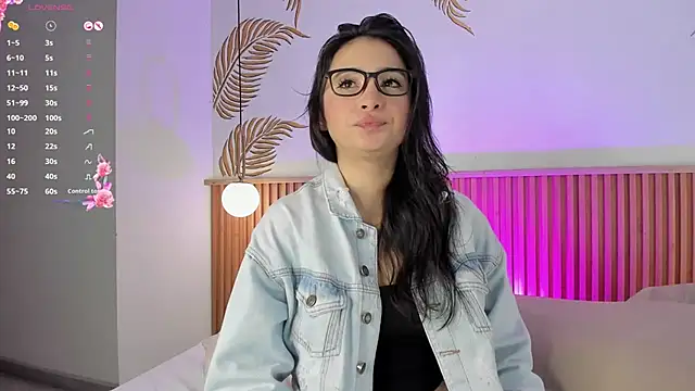 Valleriie  online show from January 13, 2026, 3:17 pm