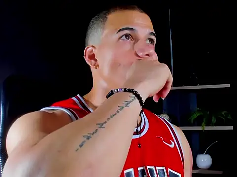 rocoo santos online show from March 16, 2026, 6:12 pm