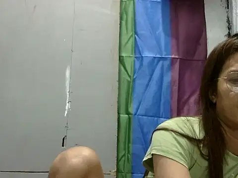 juicycum069 online show from April 4, 2026, 12:20 am