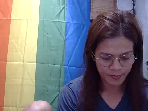 juicycum069 online show from May 9, 2026, 8:36 pm