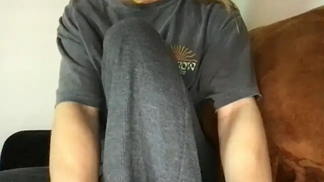 sweetceeme online show from April 8, 2026, 6:24 am