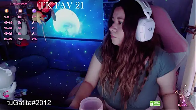 Pink girl0n online show from March 23, 2026, 5:06 pm