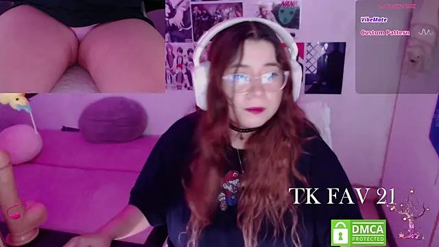 Snapshot of Pink_girl0n chatting on May 11, 2026, 4:59 pm Pink girl0n online show from May 11, 2026, 4:59 pm