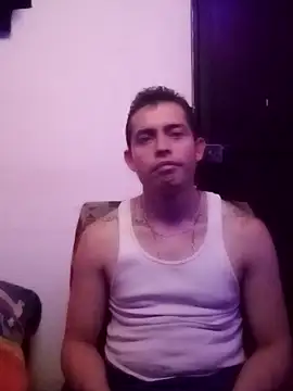 PitudoWuero online show from September 13, 2025, 12:27 pm