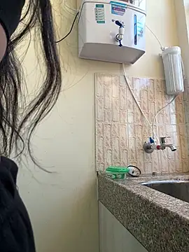 modelnishu online show from February 14, 2026, 2:08 am