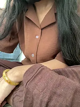 modelnishu online show from March 27, 2026, 10:04 am