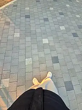 Snapshot of starvingo2002 chatting on October 25, 2025, 8:00 am starvingo2002 online show from October 25, 2025, 8:00 am