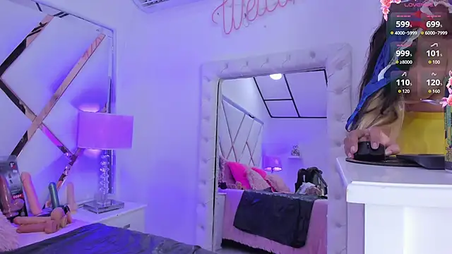 megann  up online show from October 10, 2025, 3:27 am