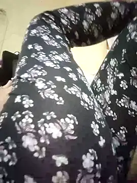 Snapshot of Dalo3a99sixi chatting on November 16, 2025, 2:00 pm Dalo3a99sixi online show from November 16, 2025, 2:00 pm