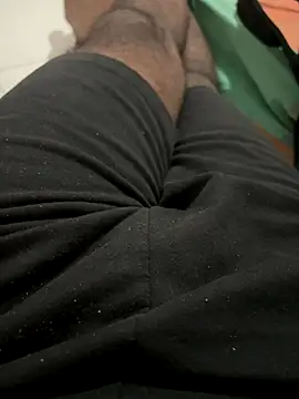 Snapshot of bigDick_000610 chatting on October 5, 2025, 6:17 pm bigDick 000610 online show from October 5, 2025, 6:17 pm