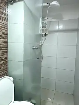 Snapshot of AlissonPeach01 chatting on October 9, 2025, 4:16 pm AlissonPeach01 online show from October 9, 2025, 4:16 pm