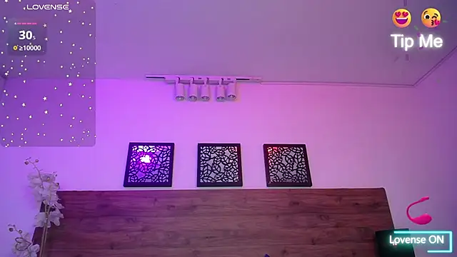 Snapshot of AlexandraCambell chatting on September 11, 2025, 7:47 pm AlexandraCambell online show from September 11, 2025, 7:47 pm