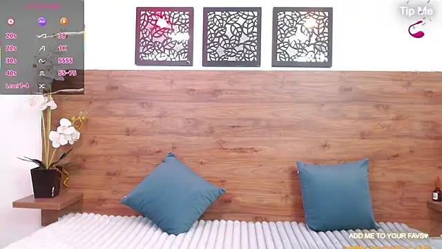 Snapshot of AlexandraCambell chatting on February 21, 2026, 8:10 pm AlexandraCambell online show from February 21, 2026, 8:10 pm