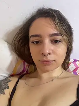 Snapshot of karla-thomsom10 chatting on December 22, 2025, 4:37 pm karla-thomsom10 online show from December 22, 2025, 4:37 pm