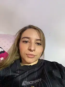 karla-thomsom10 online show from February 27, 2026, 7:47 pm