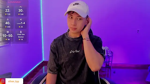 Casper   kyy online show from November 30, 2025, 3:27 pm