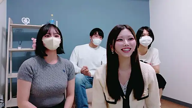 Reto-sama online show from October 13, 2025, 12:49 pm