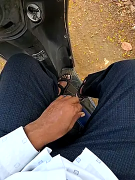 funcreat online show from April 11, 2026, 6:29 am