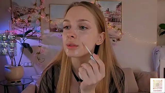 CindyGreen online show from October 27, 2025, 7:56 am