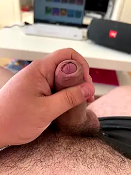 Calineta online show from October 14, 2025, 1:23 pm