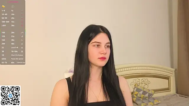 Snapshot of EnricaElis chatting on January 9, 2026, 8:32 pm EnricaElis online show from January 9, 2026, 8:32 pm