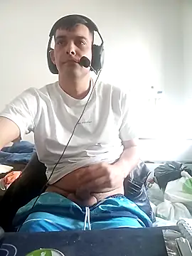 Snapshot of ghostfu1996 chatting on April 4, 2026, 5:10 pm ghostfu1996 online show from April 4, 2026, 5:10 pm