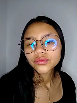 Snapshot of SofieLove_01 chatting on February 10, 2026, 7:45 am SofieLove 01 online show from February 10, 2026, 7:45 am