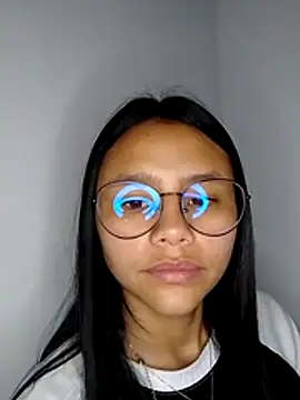 Snapshot of SofieLove_01 chatting on February 12, 2026, 7:58 am SofieLove 01 online show from February 12, 2026, 7:58 am