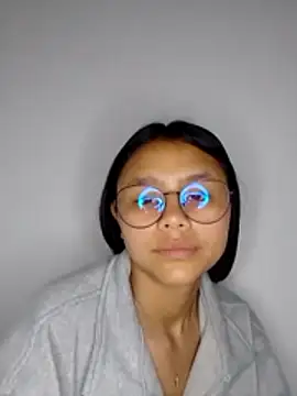 Snapshot of SofieLove_01 chatting on February 13, 2026, 8:10 am SofieLove 01 online show from February 13, 2026, 8:10 am